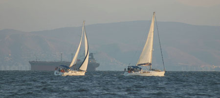 Sailing Lessons San Francisco Bay school instruction bay area classes club Rentals Learn to sail Women sailing